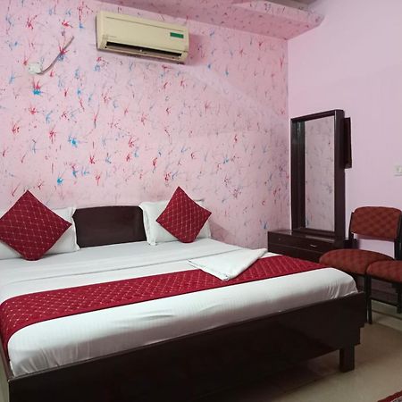 Airport Hotel Pariksheet Inn New Delhi Exterior foto