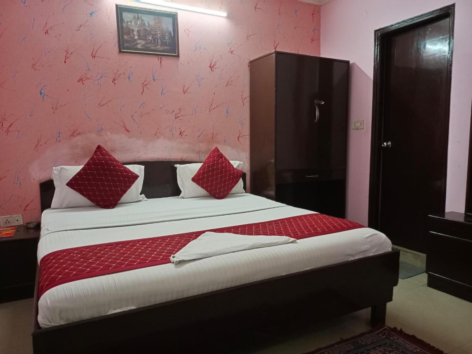 Airport Hotel Pariksheet Inn New Delhi Exterior foto