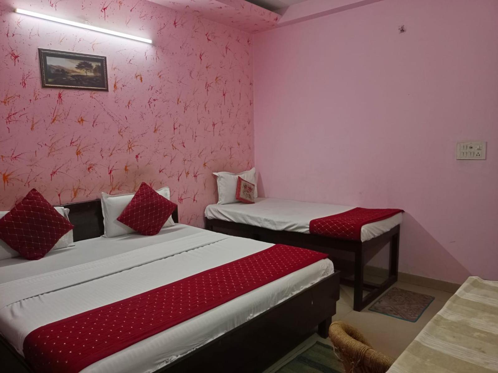 Airport Hotel Pariksheet Inn New Delhi Exterior foto