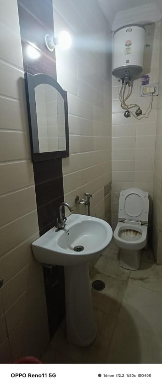 Airport Hotel Pariksheet Inn New Delhi Exterior foto